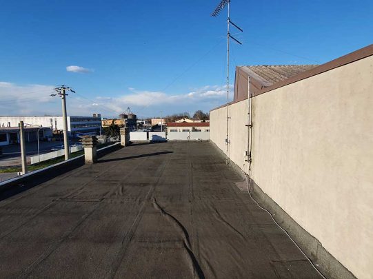 Copertura tetto in epdm prima aa coperture