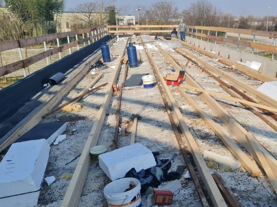 instrallazione guaina di protezione tetto aa coperture